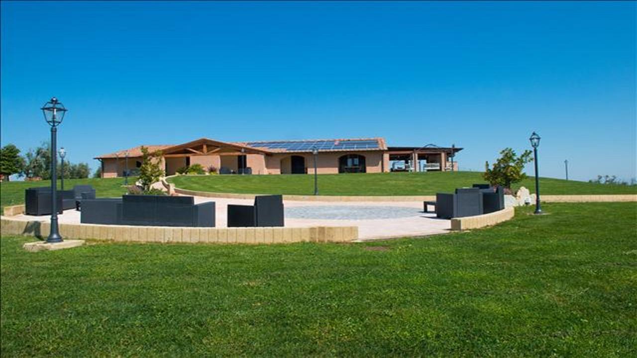 Apartmán Agriturismo Deni Cenaia Exteriér fotografie